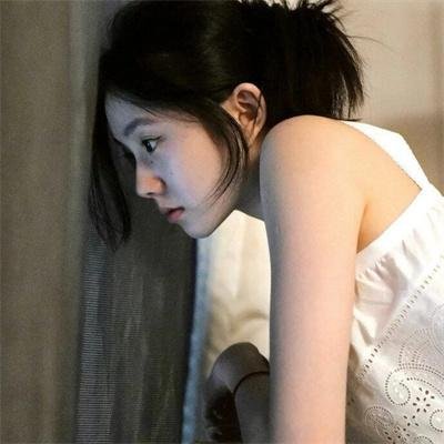 夏娃的对面房